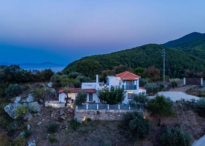 Rose Holiday home Glossa