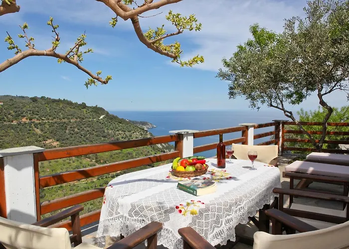 Rose Holiday home Glossa