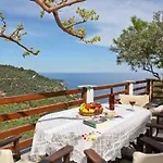 Rose Σπίτι διακοπών Γλώσσα