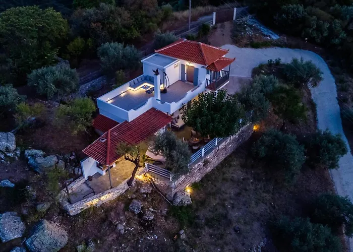 Rose Ferienhaus Glossa